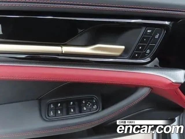 Porsche Panamera (976), 2025 14