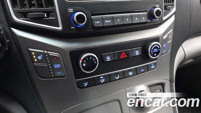 Hyundai Grand Starex 4WD детский перевозочный автомобиль, 2017 16