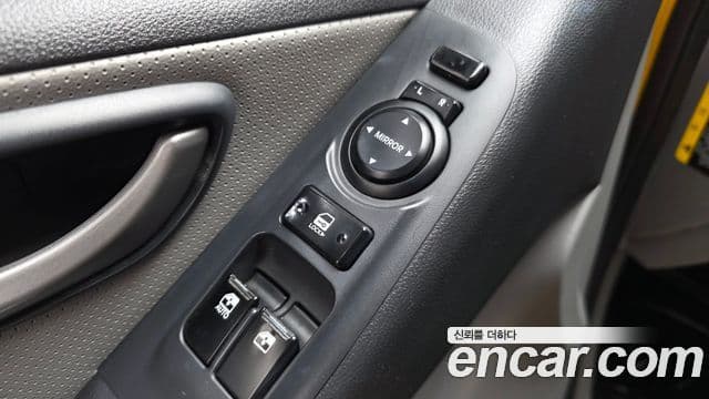 Hyundai Grand Starex 4WD детский перевозочный автомобиль, 2017 17