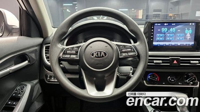 Kia Seltos Trendy, 2020 13