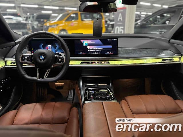 BMW 7시리즈 (G70) 740i xDrive M Sport, 2026 все фото