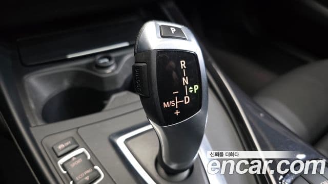 BMW 1시리즈 (F20) 118d Sport 5도어, 2015 9