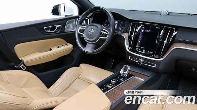 Volvo S60 3세대 B5 Inscription, 2021 18