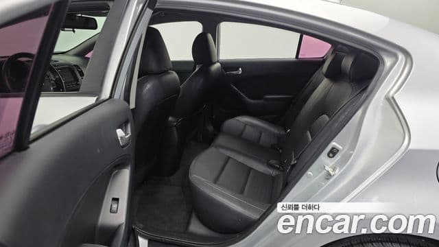 Kia The / новый New K3 Trendy, 2017 11