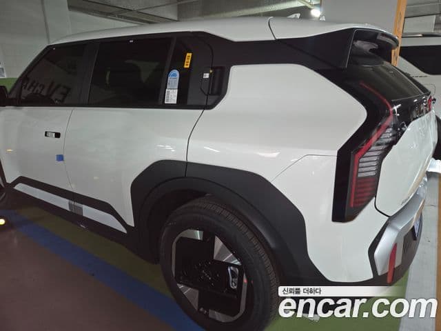 Kia EV3 Air, 2027 3
