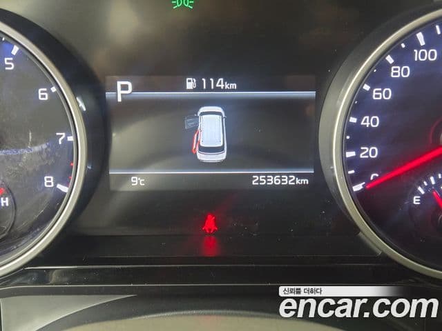 Kia Carnival 4세대 изменение конструкции(LPG), 2022 8