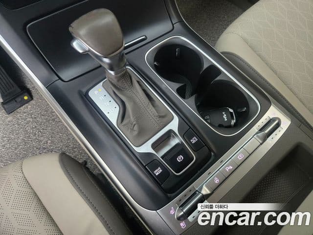 Kia Carnival 4세대 изменение конструкции(LPG), 2022 9