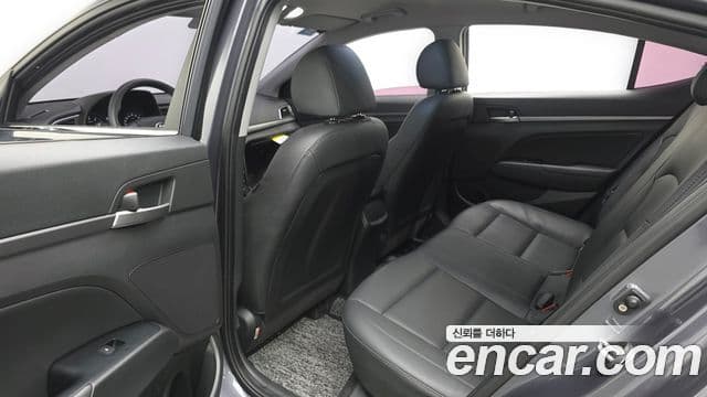 Hyundai Avante AD 1.6 GDI Value Plus, 2018 11