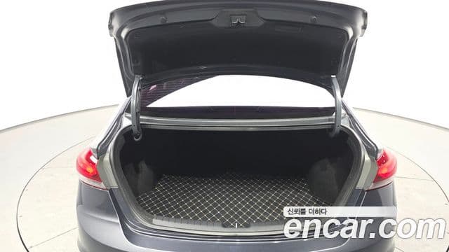 Hyundai Avante AD 1.6 GDI Value Plus, 2018 20