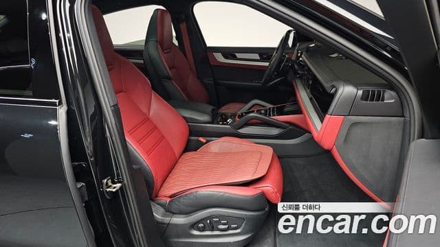 Porsche Cayenne (PO536) 3.0 купе, 2025 11