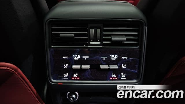 Porsche Cayenne (PO536) 3.0 купе, 2025 19