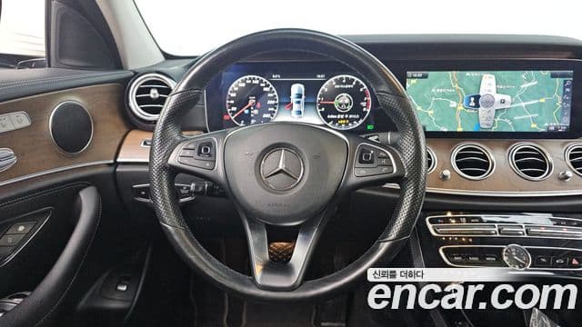 Mercedes-Benz E-класс W213 Exclusive, 2017 11