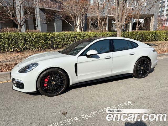 Porsche Panamera (971) 4.0 GTS, 2020 1