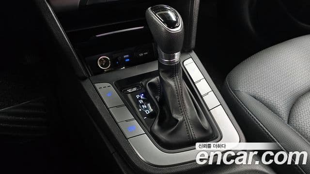 Hyundai Avante AD 1.6 GDI Value Plus, 2017 9