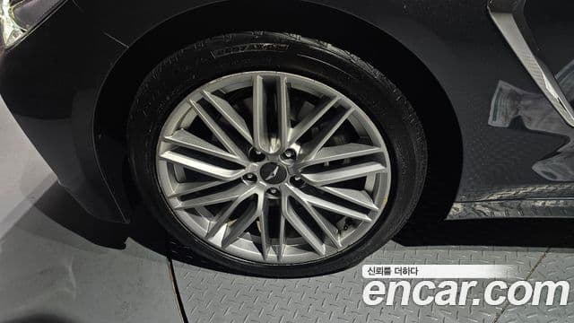 Genesis G70 Elite, 2019 все фото