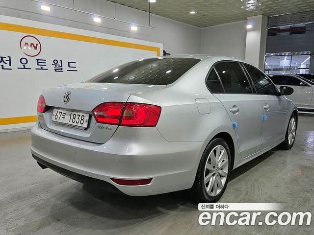 Volkswagen New Jetta 6세대, 2014 3