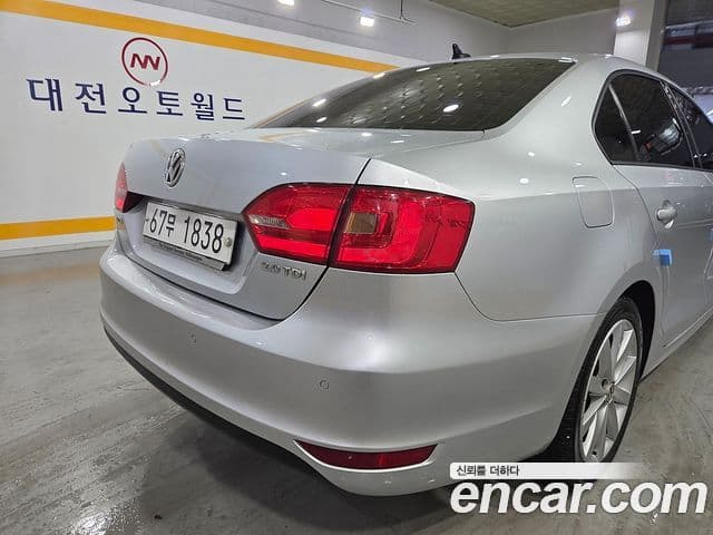 Volkswagen New Jetta 6세대, 2014 все фото