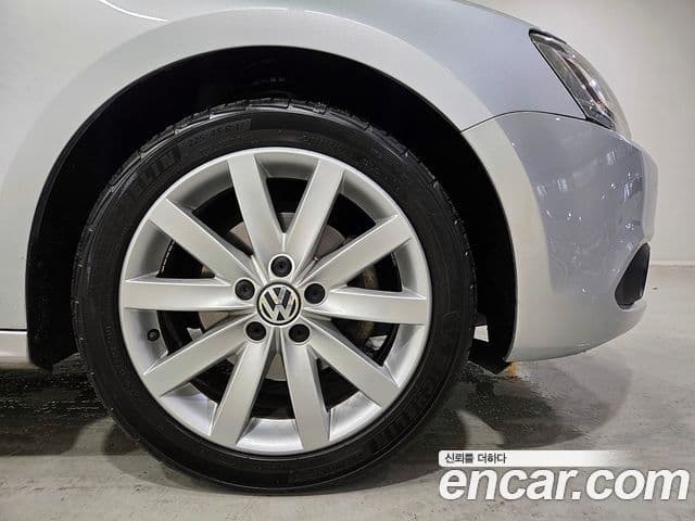 Volkswagen New Jetta 6세대, 2014 19