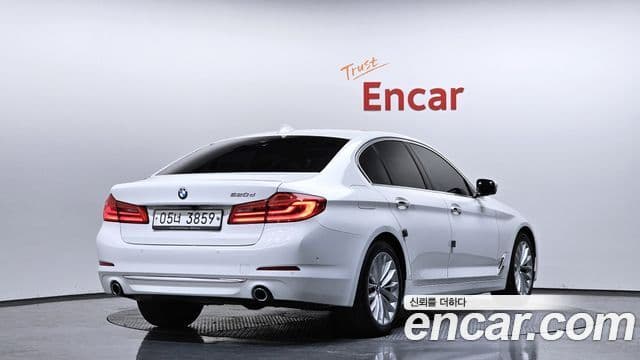 BMW 5시리즈 (G30) 520d Luxury Plus, 2018 2