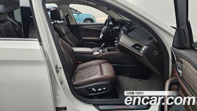 BMW 5시리즈 (G30) 520d Luxury Plus, 2018 11