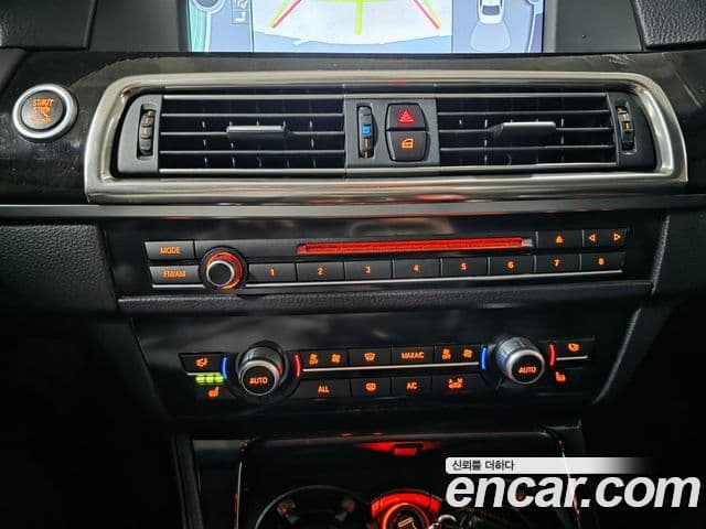 BMW 5시리즈 (F10), 2011 14