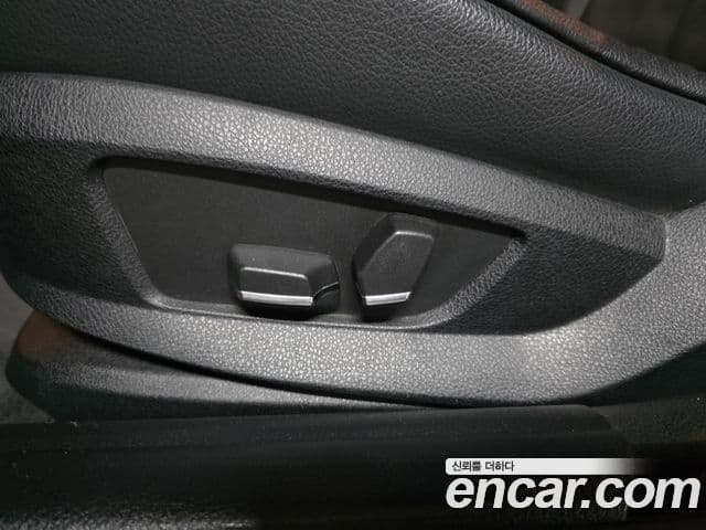 BMW 5시리즈 (F10), 2011 17