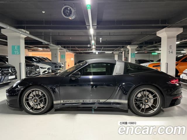 Porsche 911 (992) Targa 4 GTS 50th Anniversary Porsche Design, 2023 все фото