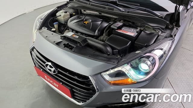 Hyundai i40 살룬 Premium, 2012 6