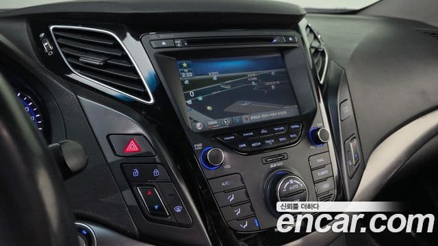 Hyundai i40 살룬 Premium, 2012 13