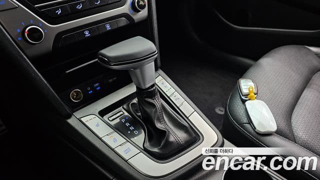 Hyundai Avante AD 1.6 GDI Value Plus, 2017 все фото