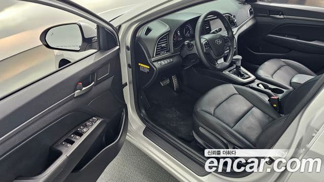 Hyundai Avante AD 1.6 GDI Value Plus, 2017 18