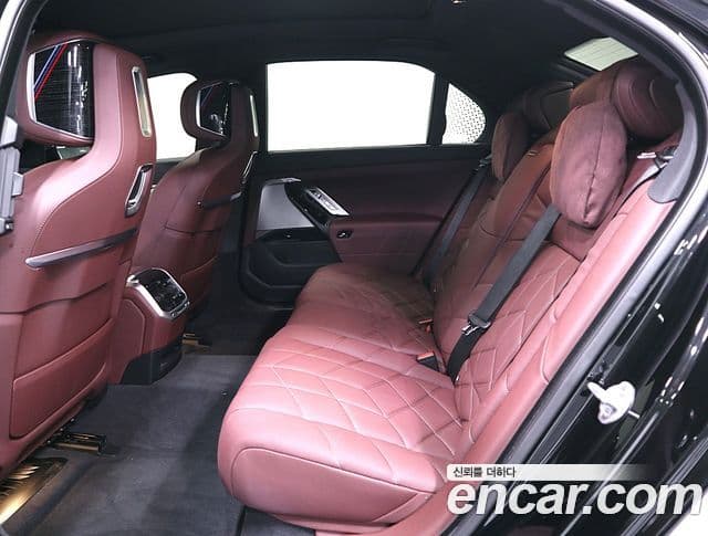BMW 7시리즈 (G70) 740i xDrive M Sport Limited, 2025 9