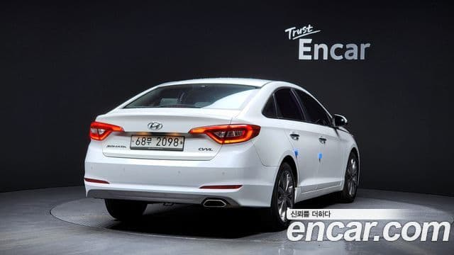 Hyundai LF Sonata Premium, 2015 2