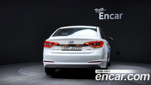 Hyundai LF Sonata Premium, 2015 4