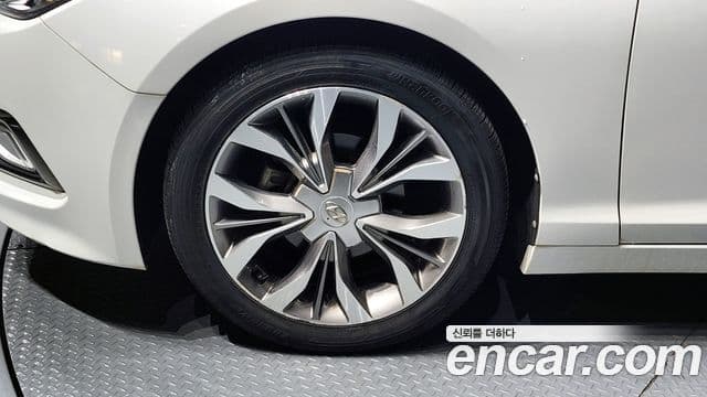 Hyundai LF Sonata Premium, 2015 все фото