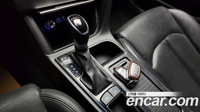 Hyundai LF Sonata Premium, 2015 9