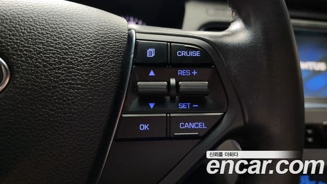 Hyundai LF Sonata Premium, 2015 17