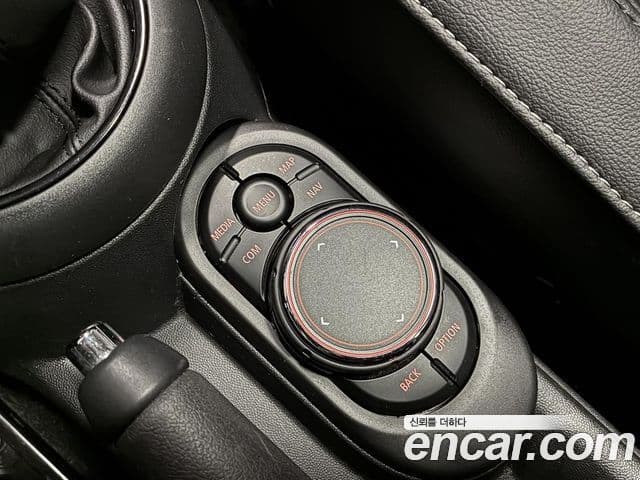 Mini Cooper 3세대, 2019 15