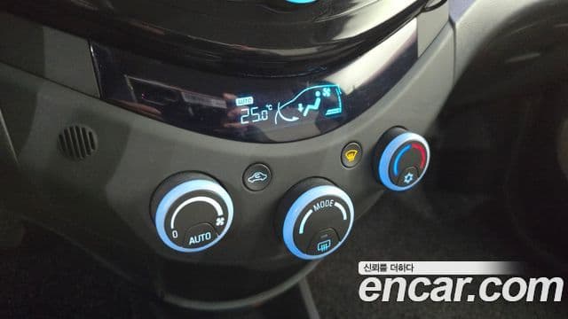 Chevrolet(GM대우) Spark Tattoo Edition, 2012 16