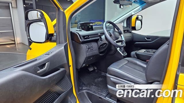 Hyundai Staria 15인승, 2023 11