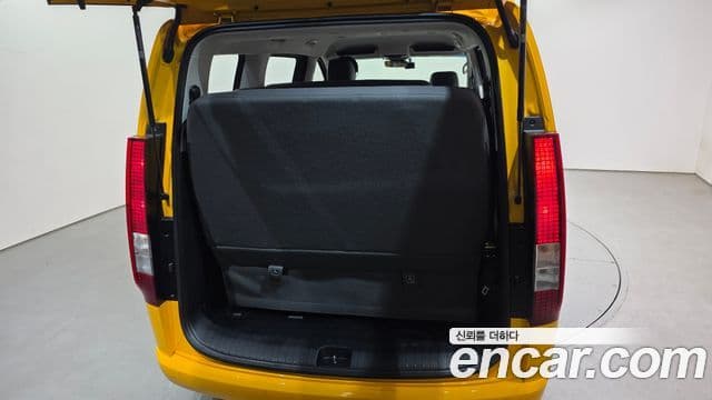 Hyundai Staria 15인승, 2023 20