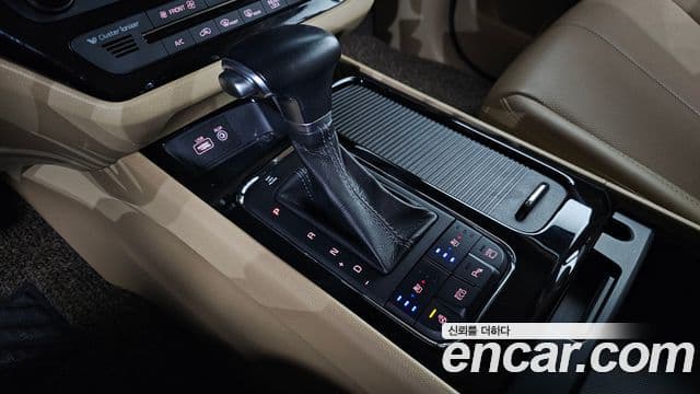 Kia All New Carnival Noblesse, 2017 9