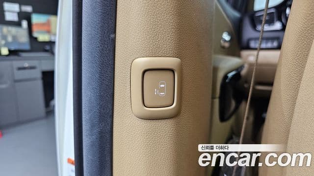 Kia All New Carnival Noblesse, 2017 18