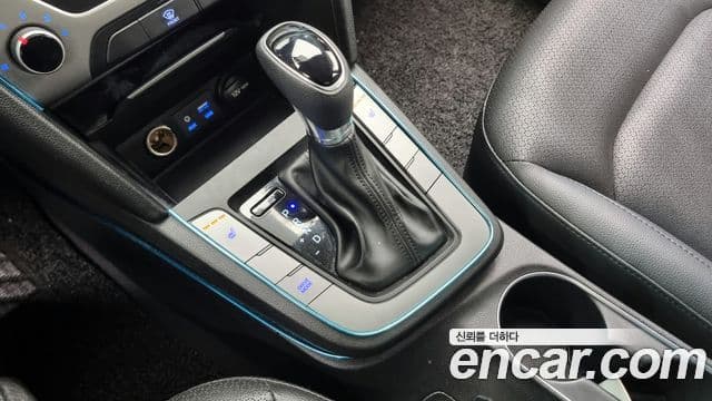 Hyundai Avante AD 1.6 GDI Value Plus, 2018 9