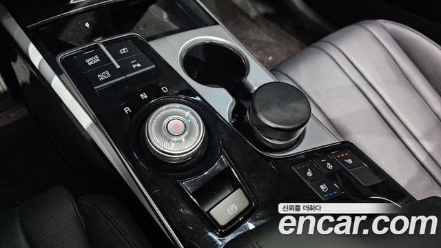 Kia K8 Trendy(арендный автомобиль), 2023 9