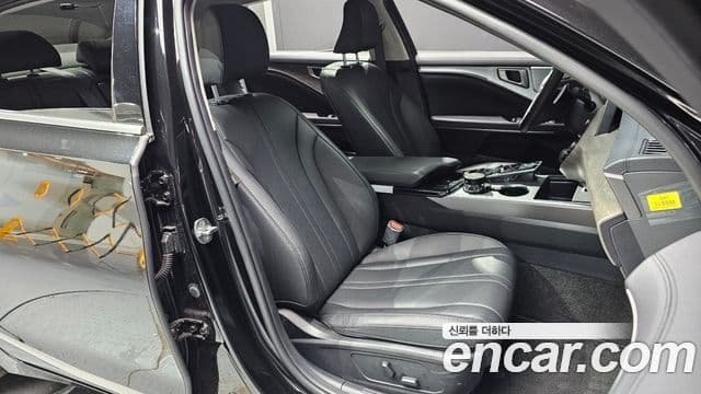 Kia K8 Trendy(арендный автомобиль), 2023 11