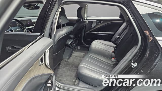 Kia K8 Trendy(арендный автомобиль), 2023 13