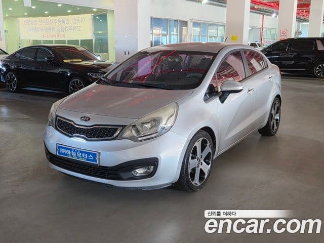 Kia All New Pride Prestige, 2012 1