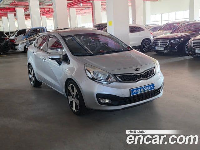 Kia All New Pride Prestige, 2012 3