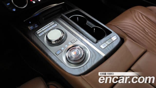 Genesis G80 (RG3) бензин 3.5 турбо AWD, 2024 9